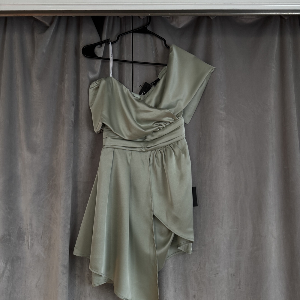 Lulu's One Shoulder Sage Dress